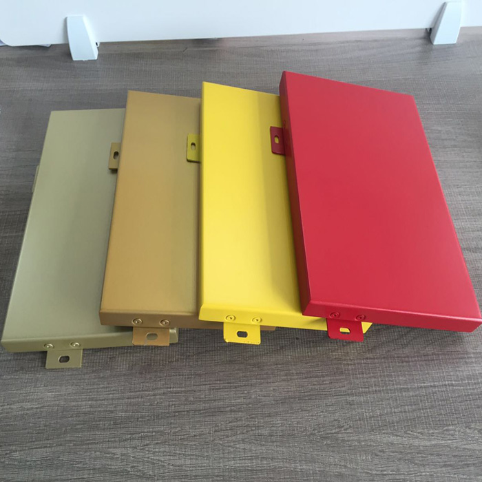 氟碳鋁單板該如何分辨真假呢？
