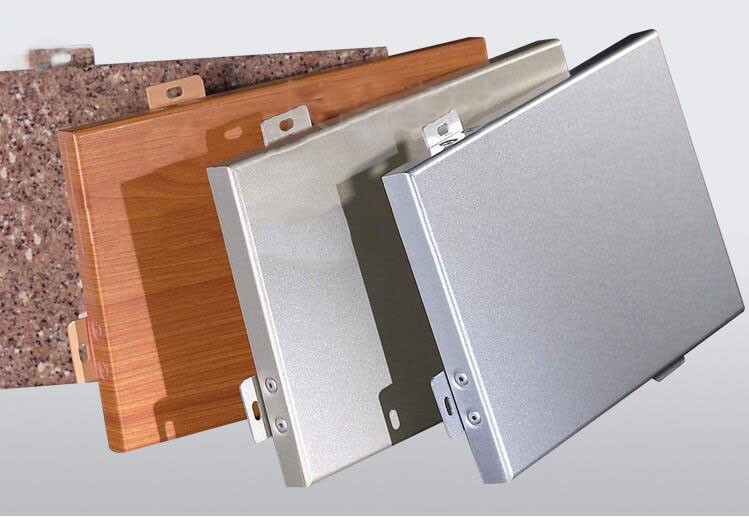 氟碳鋁單板與普通鋁單板有什么區(qū)別？
